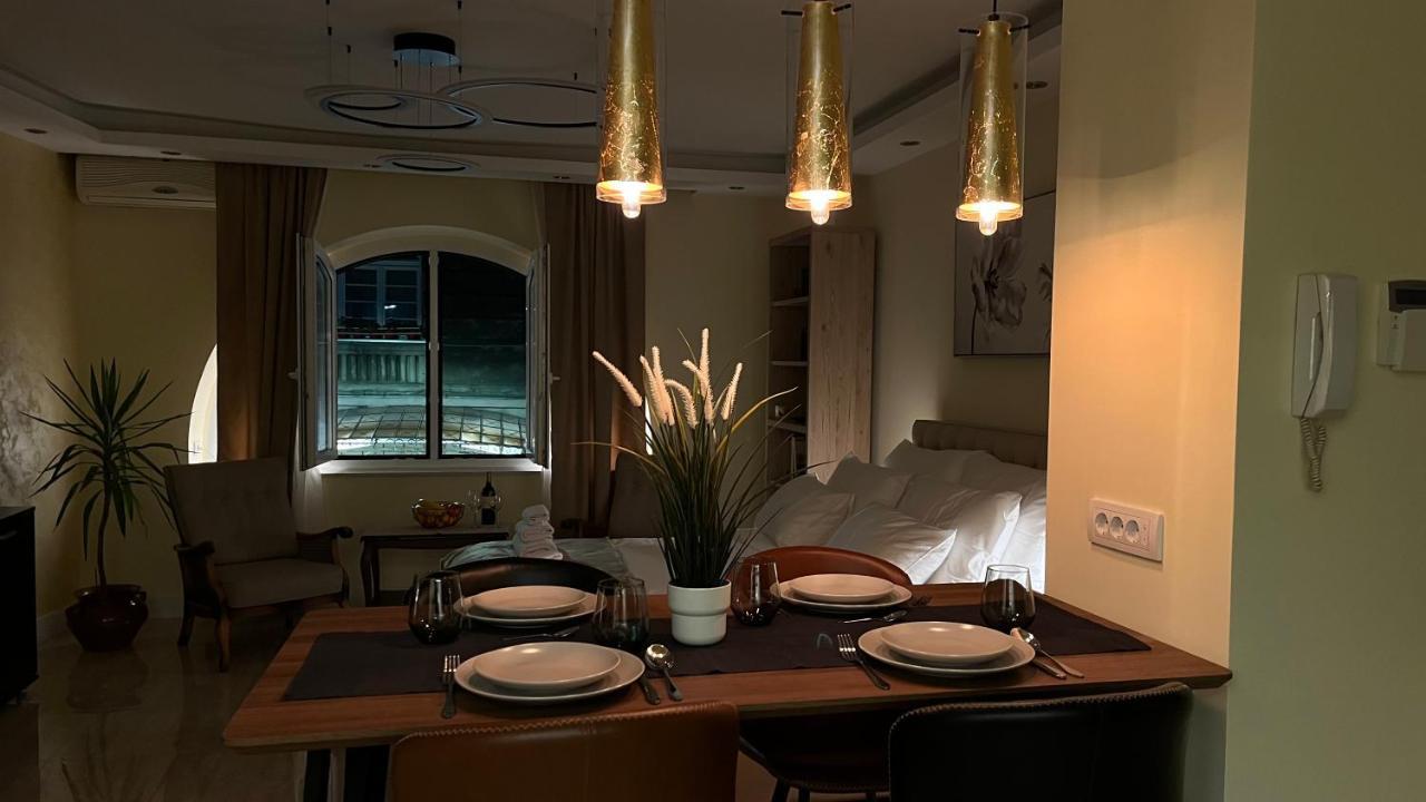 N10 Apartment Belgrado Exterior foto