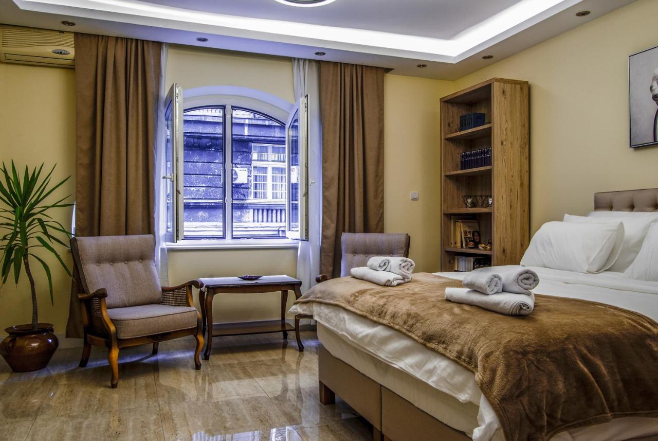 N10 Apartment Belgrado Exterior foto
